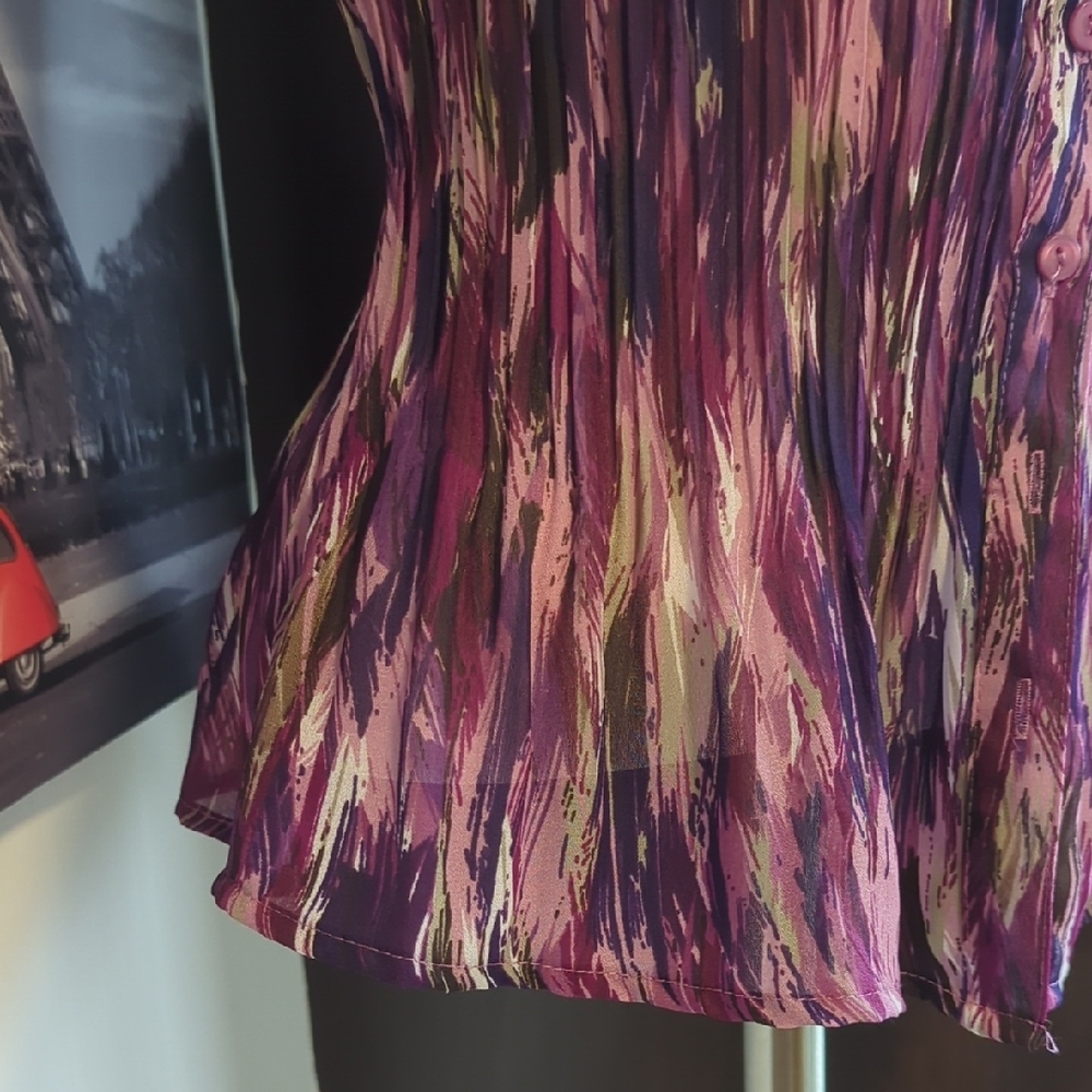 East 5th Multicolor Ruffled Blouse - Picture 4 of 8